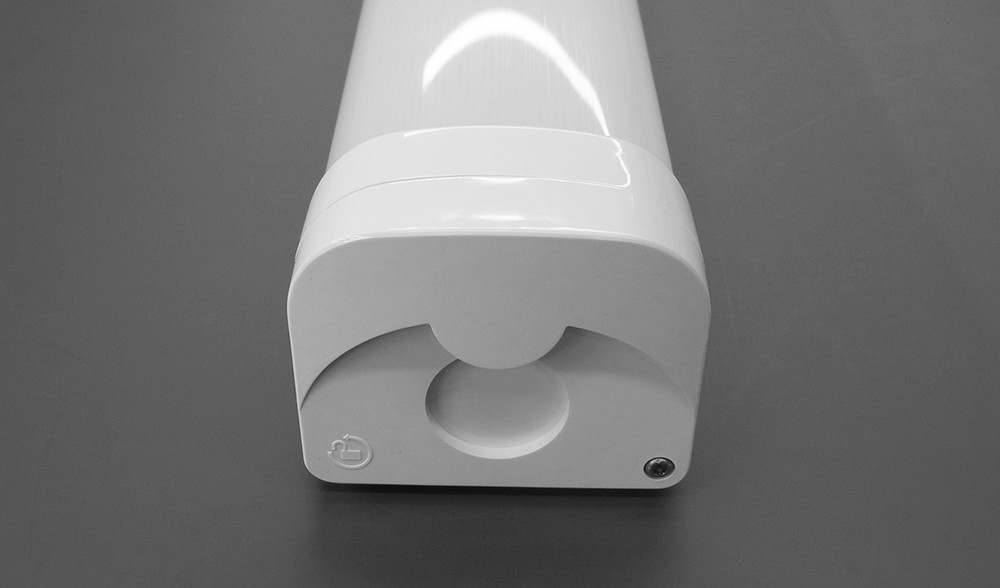 120 Degree C LED Triproof Light FULTON Driver IP66 Waterproof Diffusion Cover